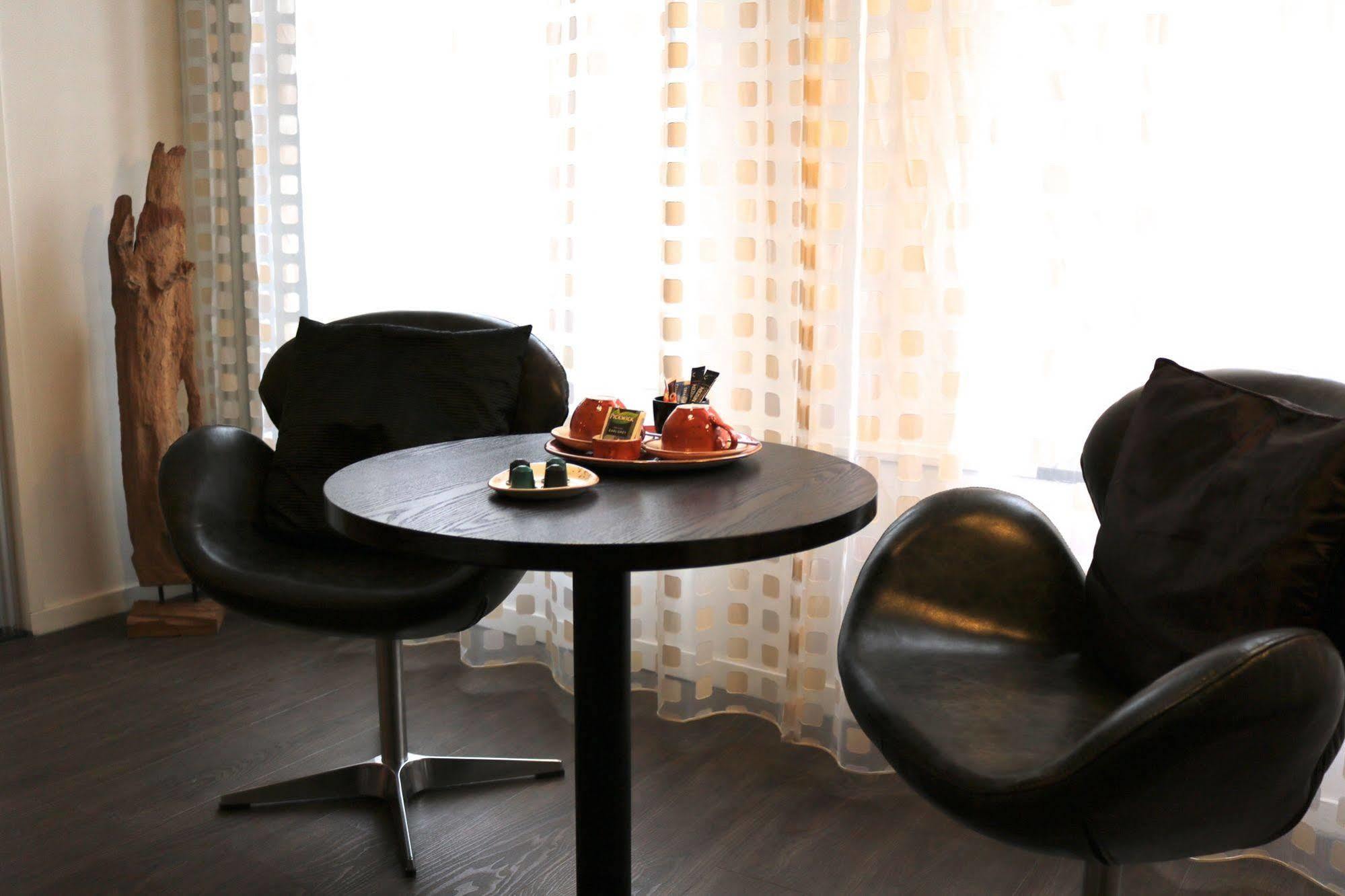 Saillant Centre Hotel